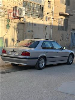 بي ام دبليو الفئة 7